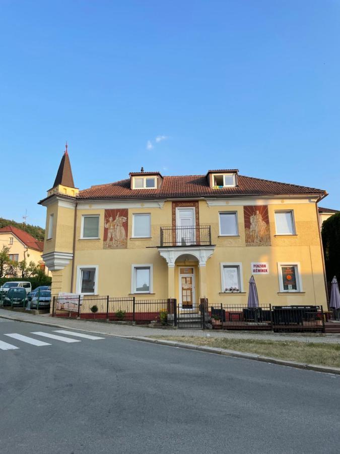 Penzion Jecminek Luhacovice Exterior photo